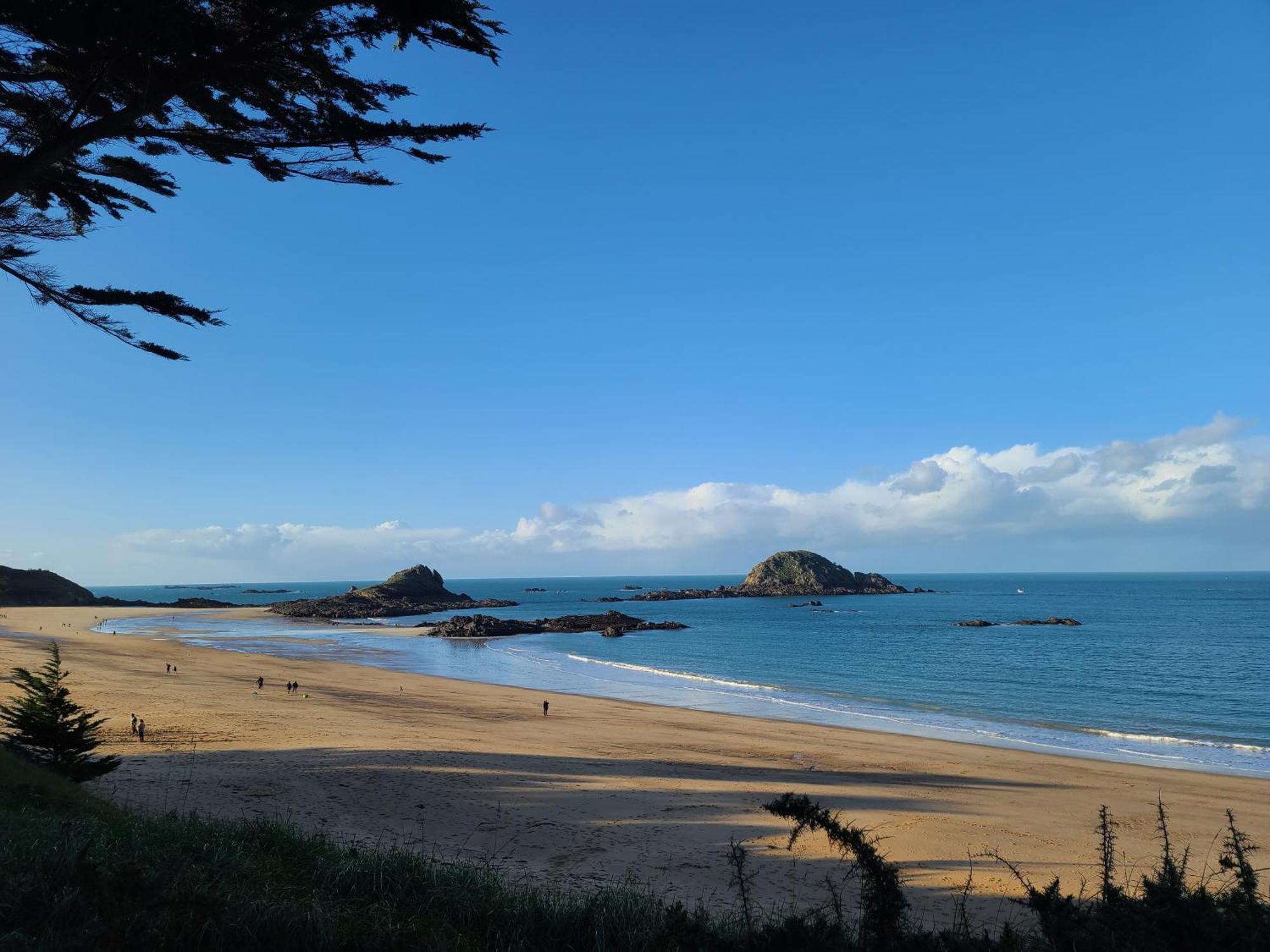 Maison Familiale, Plage A Pied, Proche St Malo سان كولوم المظهر الخارجي الصورة